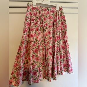 True vintage skirt, pink floral by Fritz of California 🩷💐 best fits small/medium